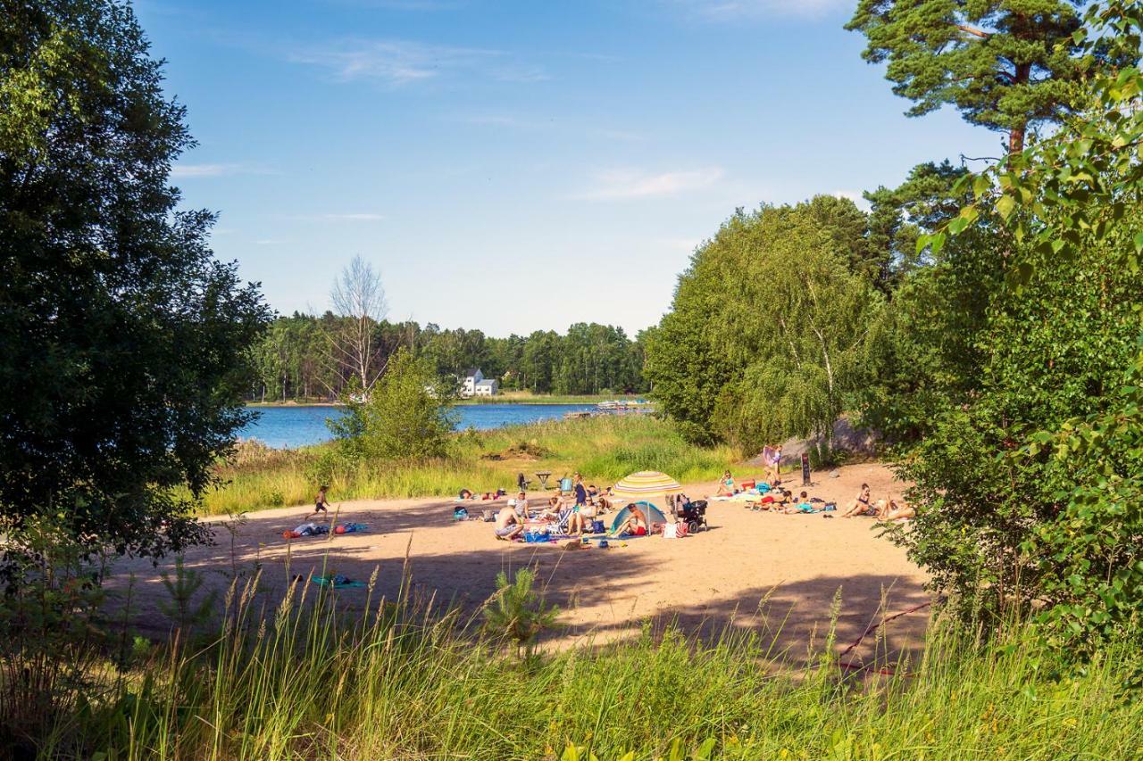Vita Grindarna / Djuroe Havsbad Villa Djurhamn Ngoại thất bức ảnh